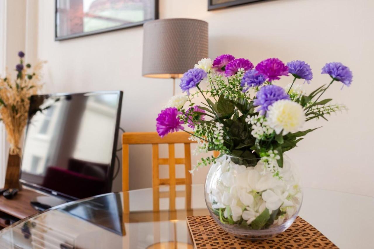 Cozy 2 Bedroom Apartment At Heart Of The Edinburgh Exteriér fotografie